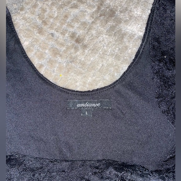 Ambiance lace dress size large - Picture 4 of 4
